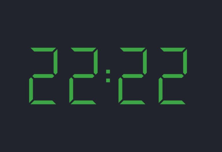 Uma imagem que ilustra um relógio com horas iguais em 22:22.