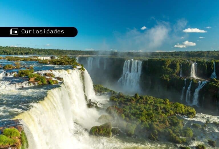 Uma imagem do segundo maior centro turístico do Brasil, o Foz de Iguaçu.